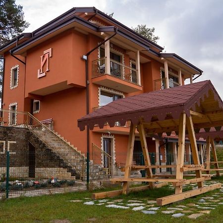 Къщи За Гости Иварос - Доспат Екстериор снимка